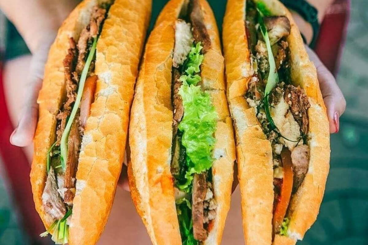 Banh Mi Hanoi - hanoi food tour