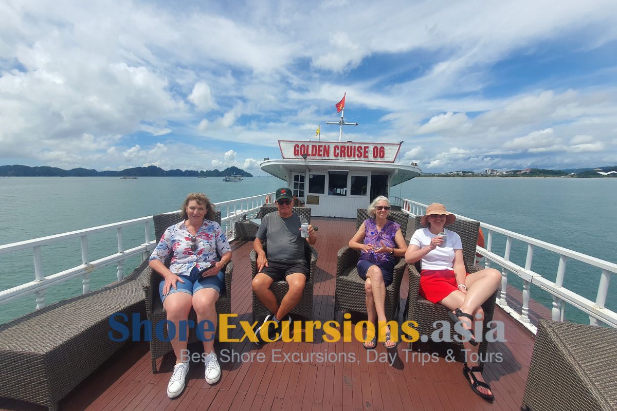 Best Halong Bay Cruise Excursions with Locals