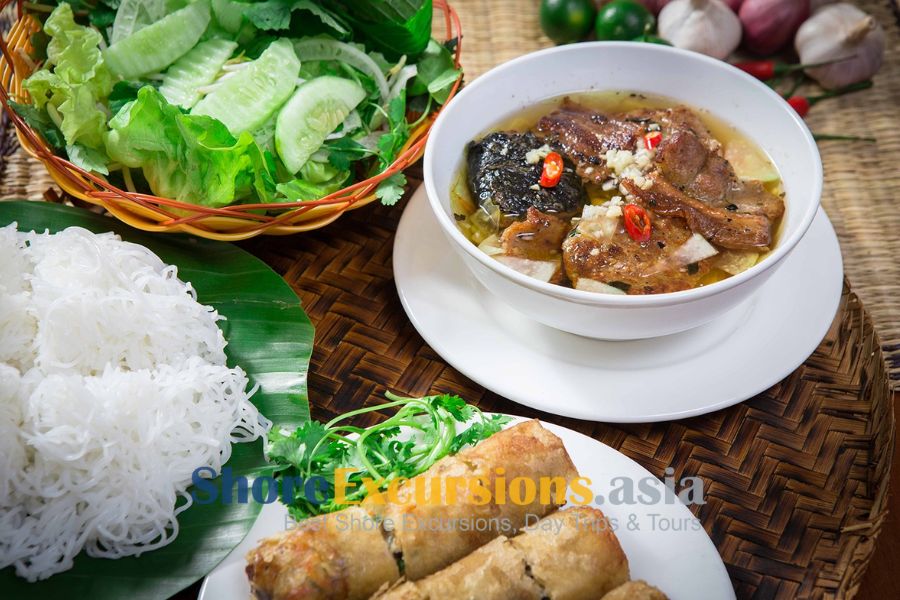 Bun Cha on Ha Noi cruise excursions