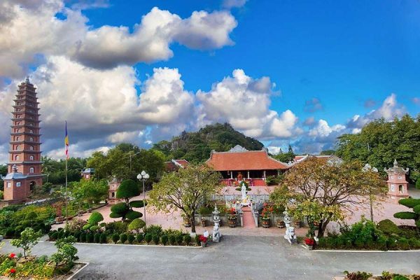 Canh Huong Pagoda -Halong Bay shore excursions