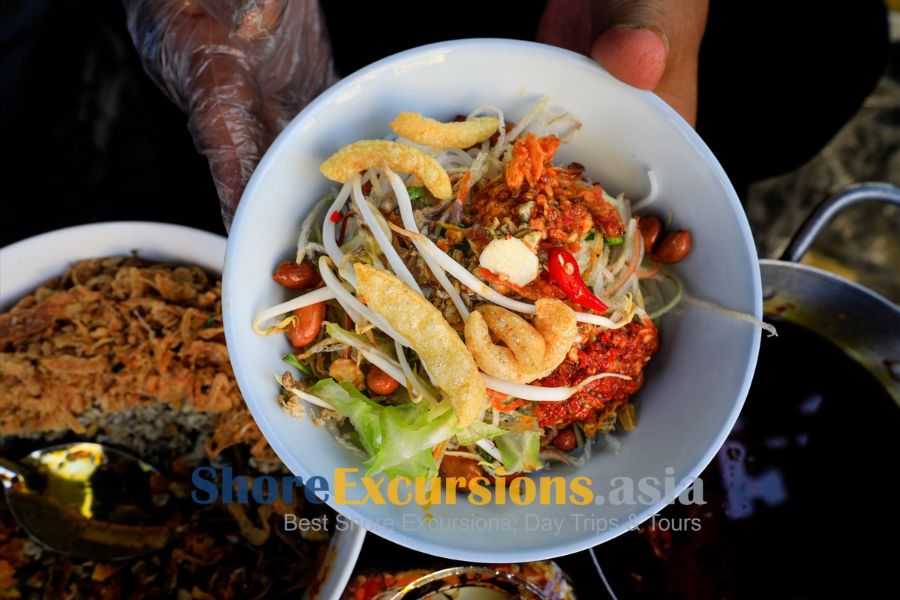 Com hen on shore excursions from Hue