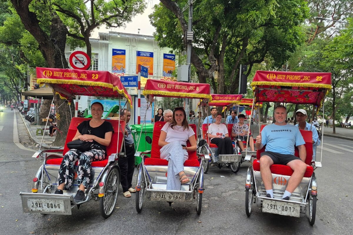 Cyclo Ride Experience – Slow Travel Through Hanoi Streets