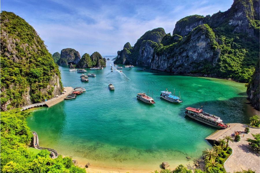 Explore Ha Long Bay From Northern Vietnam