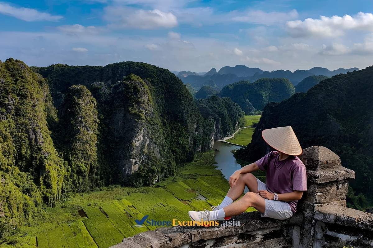 Explore Nature and Outdoor Attractions in Spring in Vietnam