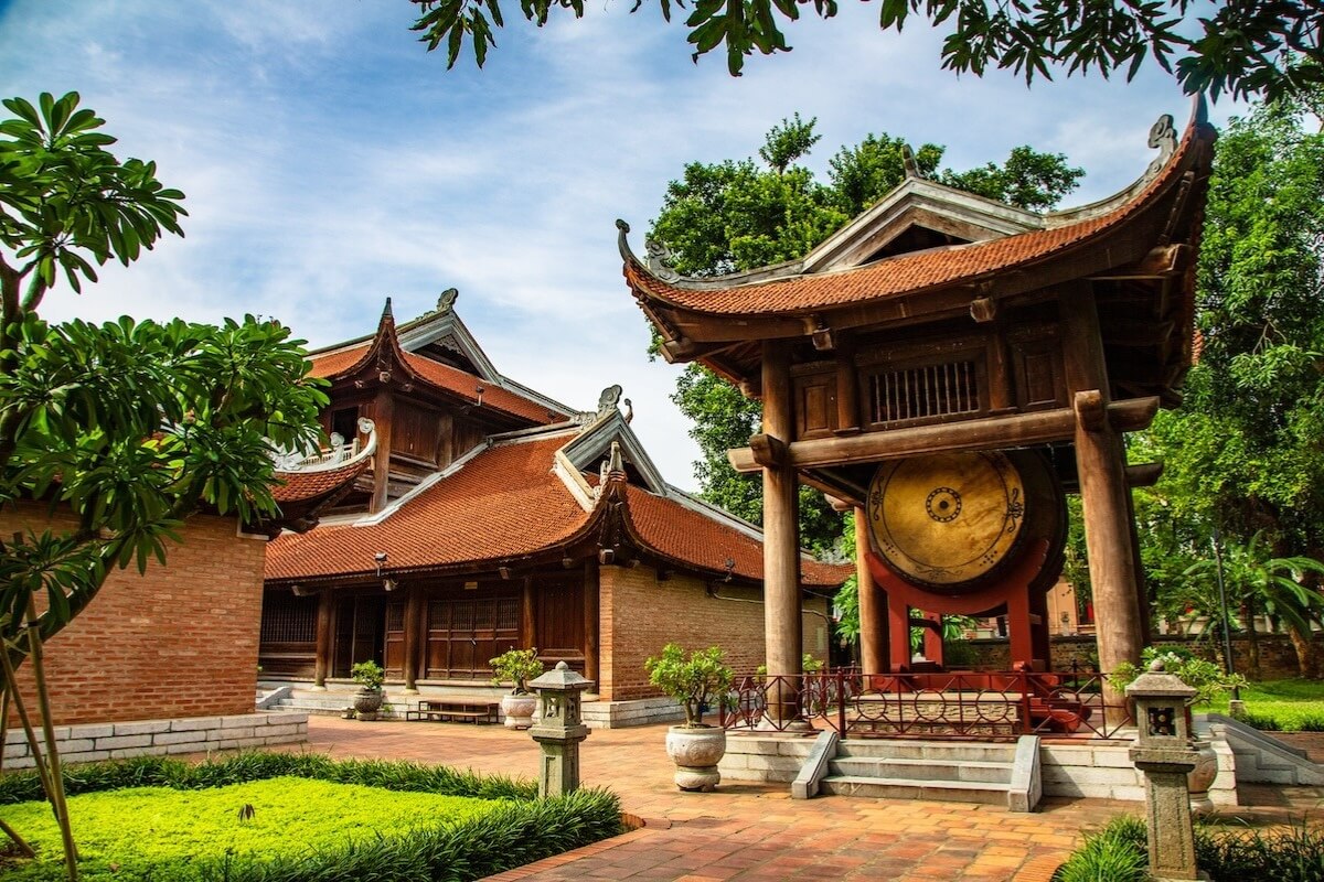 Exploring Hanoi's Ancient Temples and Spiritual Heritage