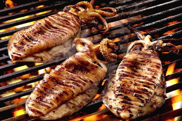 Grilled squid on boat- Phu Quoc shore excursions