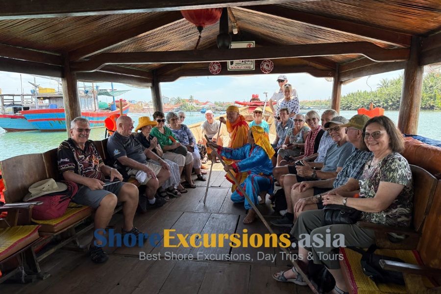 Group Diamond Princess shore excursions