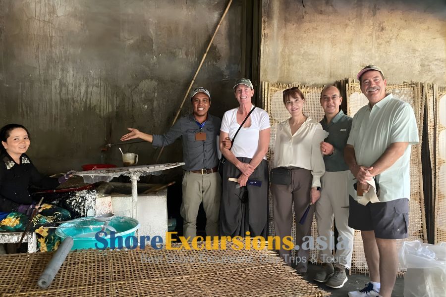 Guests on Nha Trang shore excursions