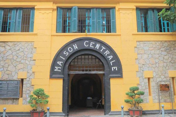 Hoa Lo Prison Museum - Hanoi shore excursions
