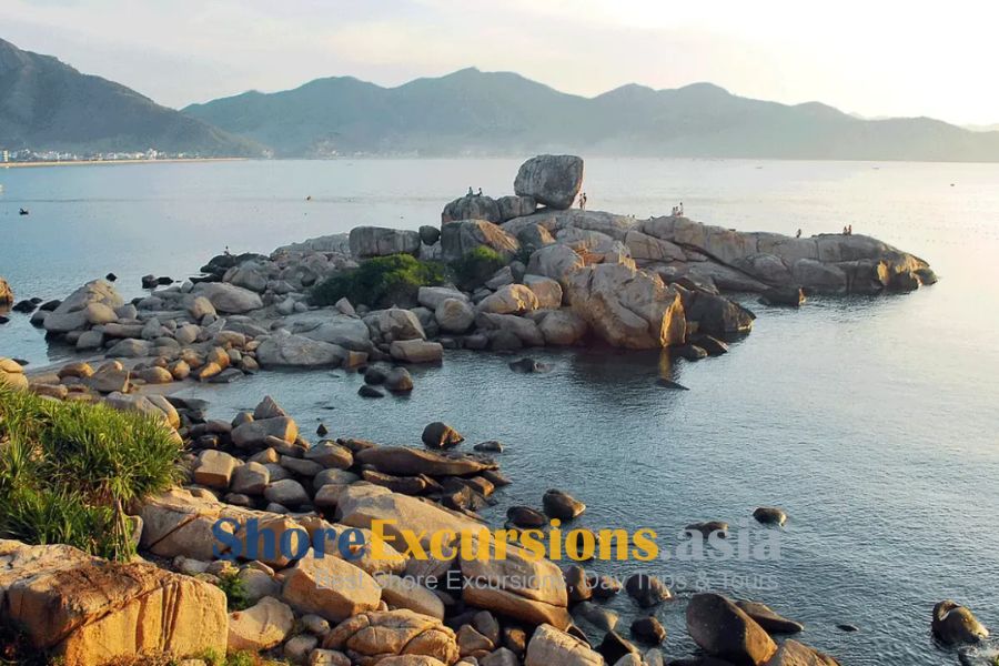 Hon Chong on Nha Trang shore excursions