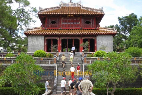 Hue shore excursions in tomb of Emperor Minh Mang