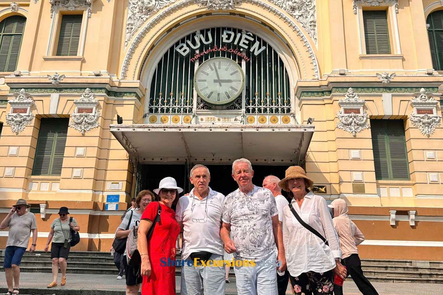 Overview of Saigon Central Post Office