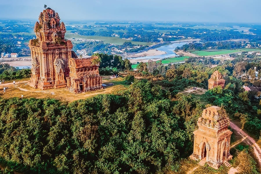 Silver Towers exploration with Quy Nhon shore excursions (1)