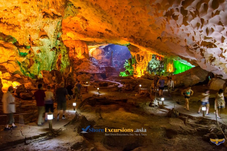 Stop at Sung Sot Cave - Vietnam shore excursions Stop at Sung Sot Cave - Vietnam shore excursions