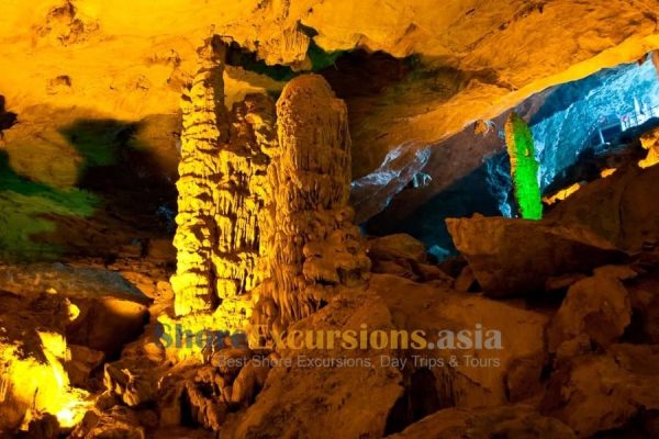 Sunset cruise tour to Halong Bay