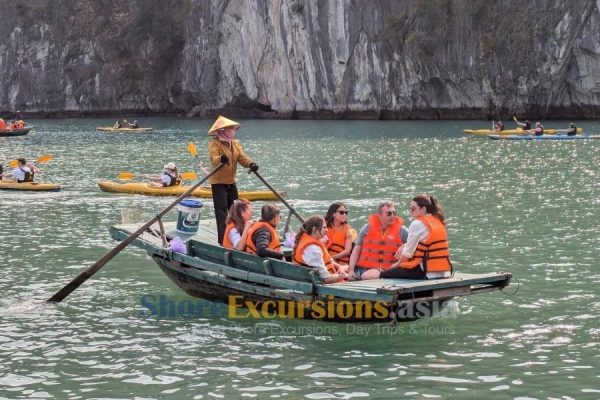 Sunset cruise tour to Halong Bay