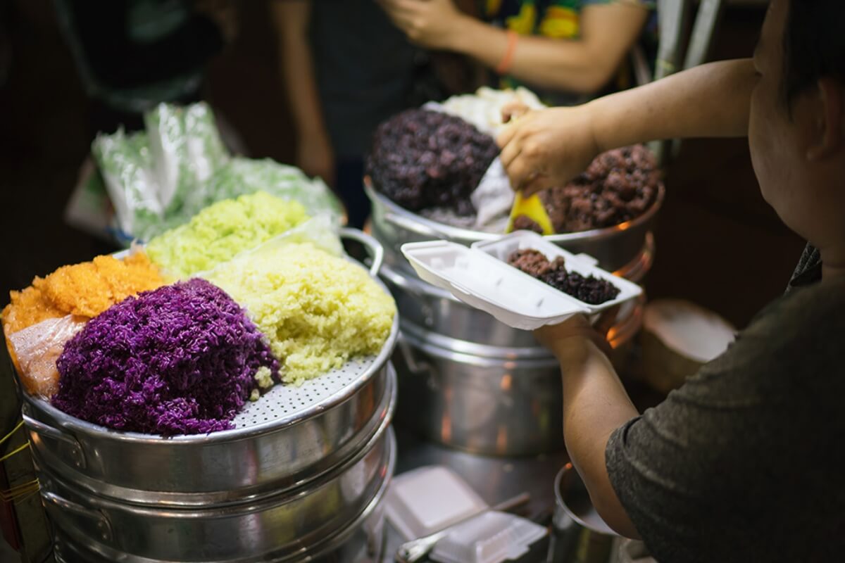 Xoi Sticky Rice in Hanoi’s Daily Life - must try food in hanoi tours