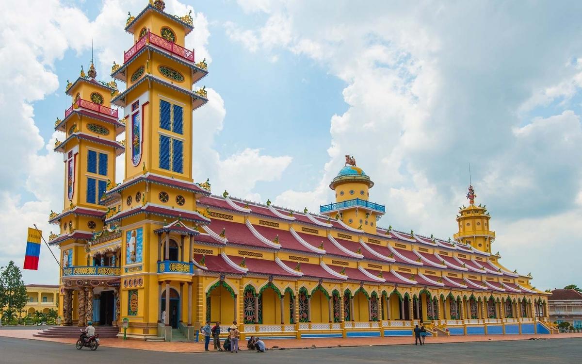 Cao Dai Temple excursions from Ho Chi Minh City