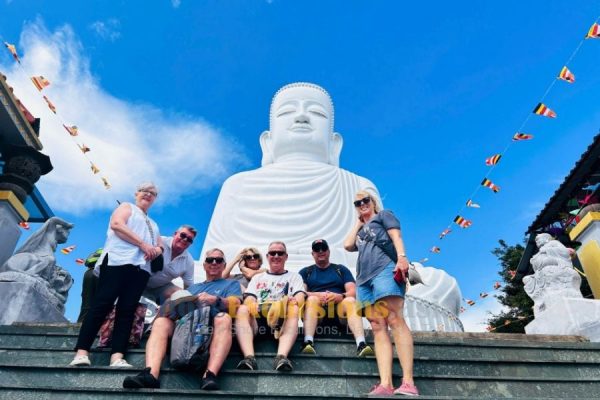 Shore excursions Da Nang to Linh Ung